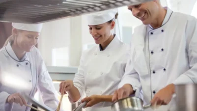 Qué es un ayudante de cocina